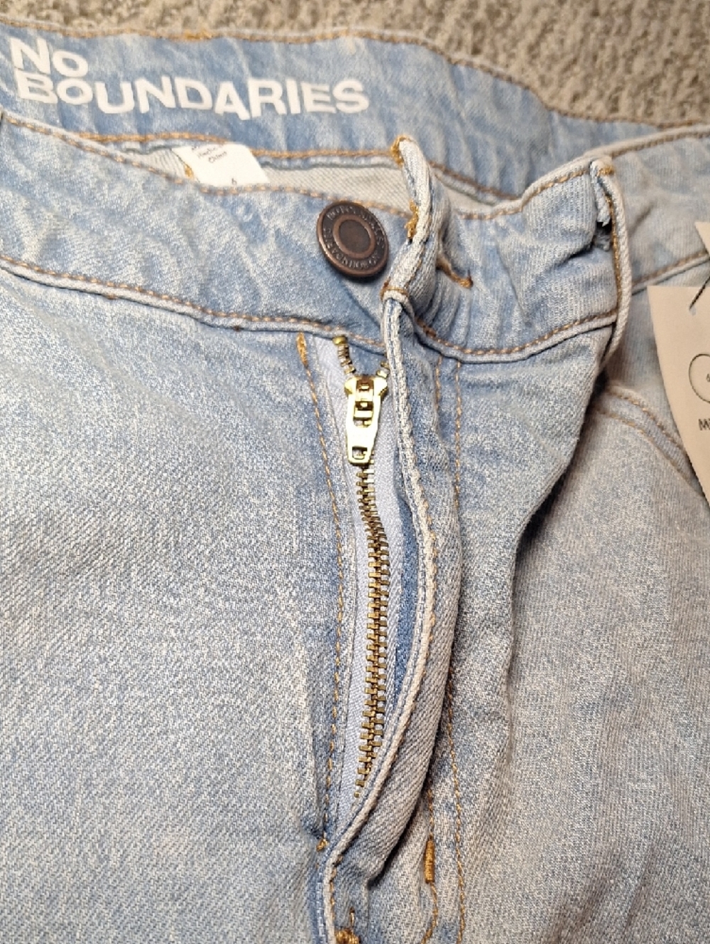 No Boundaries Light Blue Wide Leg Jeans - Picture 5 of 8